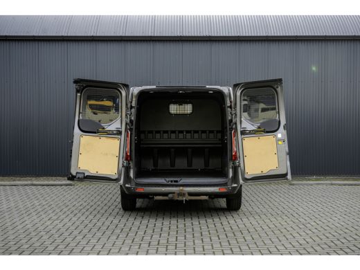 Ford Transit Custom 2.0 TDCI L2H1 Limited DC | 170 PK | 5-Zits | Automaat | CarPlay | Navi | Camera | Zijschuifdeur R... ActivLease financial lease