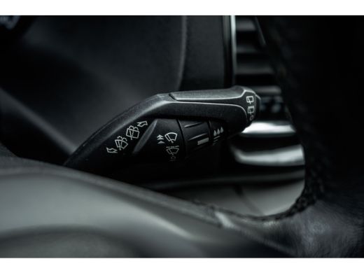 Ford Transit Custom 2.0 TDCI L2H1 Limited DC | 170 PK | 5-Zits | Automaat | CarPlay | Navi | Camera | Zijschuifdeur R... ActivLease financial lease