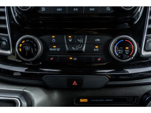 Ford Transit Custom 2.0 TDCI L2H1 Limited DC | 170 PK | 5-Zits | Automaat | CarPlay | Navi | Camera | Zijschuifdeur R... ActivLease financial lease