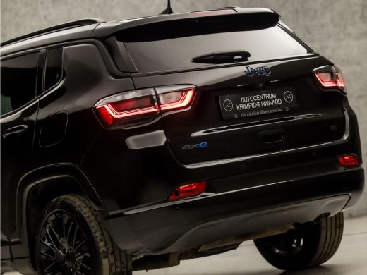 Jeep Compass 4xe 240 Plug-in Hybrid Electric S (APPLE CARPLAY, GROOT NAVI, CAMERA, ELEKTRISCHE STOELEN, LEDER,... ActivLease financial lease