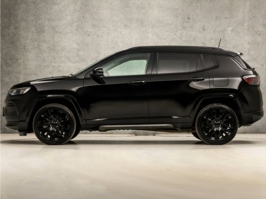 Jeep Compass 4xe 240 Plug-in Hybrid Electric S (APPLE CARPLAY, GROOT NAVI, CAMERA, ELEKTRISCHE STOELEN, LEDER,... ActivLease financial lease