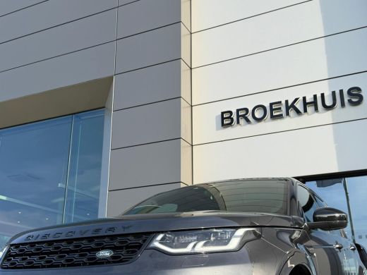 Land Rover Discovery Sport P300e R-Dynamic SE | Cold Cliamte | Afn. trekhaak | Panoramadak | 20 Inch | Black Pack | Drive Pack ActivLease financial lease