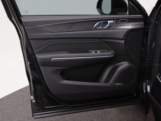 Lynk & Co 01 1.5 262 Pk Automaat | Zwarte Hemel | 360 Camera | Infinity Audio | Elektrisch Panoramadak | Elekt... ActivLease financial lease