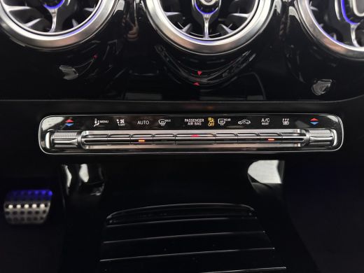 Mercedes-Benz CLA Shooting Brake 250 e AMG Line ( Plug-in ) (INCL.BTW) *PANO | LEATHER-MICROFIBRE | MULTIBEAM-LED |... ActivLease financial lease