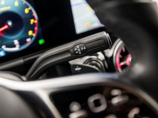 Mercedes-Benz GLA 200 Luxury 164Pk Automaat (GROOT NAVI, SFEERVERLICHTING, LEDER, GETINT GLAS, WIDESCREEN, STOELVER... ActivLease financial lease