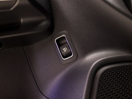 Mercedes-Benz GLA 200 Luxury 164Pk Automaat (GROOT NAVI, SFEERVERLICHTING, LEDER, GETINT GLAS, WIDESCREEN, STOELVER... ActivLease financial lease