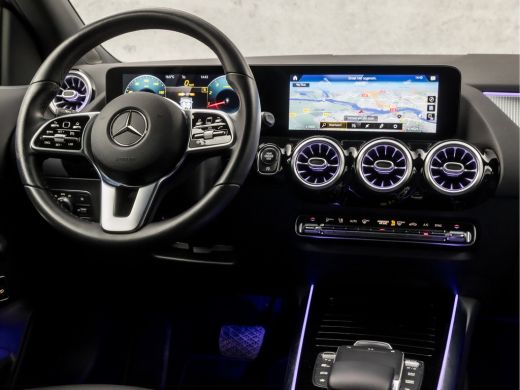 Mercedes-Benz GLA 200 Luxury 164Pk Automaat (GROOT NAVI, SFEERVERLICHTING, LEDER, GETINT GLAS, WIDESCREEN, STOELVER... ActivLease financial lease