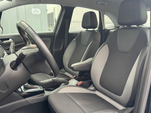 Opel Crossland X 1.2 Turbo Innovation 130PK | Trekhaak Afneembaar | AGR-stoelen | Apple Carplay/Android Auto | NAV... ActivLease financial lease
