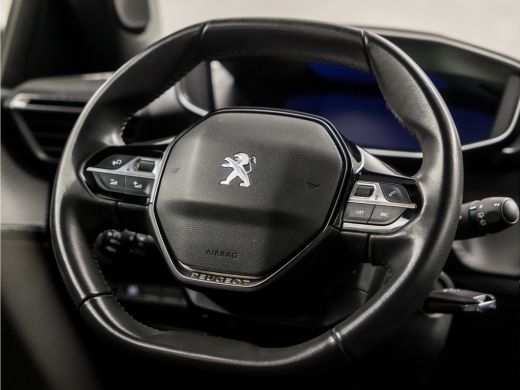 Peugeot 2008 1.2 PureTech Allure Sport 131Pk (VIRTUAL COCKPIT, APPLE CARPLAY, GROOT NAVI, LEDER, TREKHAAK, KEY... ActivLease financial lease