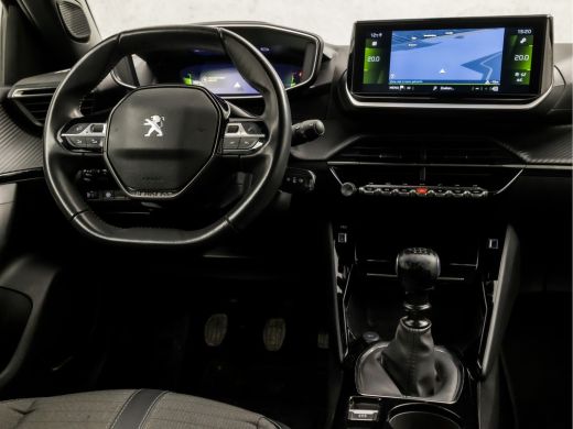 Peugeot 2008 1.2 PureTech Allure Sport 131Pk (VIRTUAL COCKPIT, APPLE CARPLAY, GROOT NAVI, LEDER, TREKHAAK, KEY... ActivLease financial lease