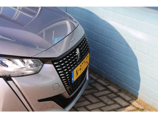 Peugeot 208 1.2 PureTech Blue Lease Active Automaat | Android Auto/Apple Carplay | Parkeersensoren | Navigati... ActivLease financial lease