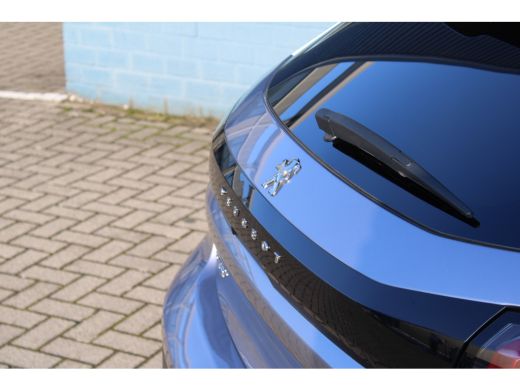 Peugeot 208 1.2 PureTech Blue Lease Active Automaat | Android Auto/Apple Carplay | Parkeersensoren | Navigati... ActivLease financial lease