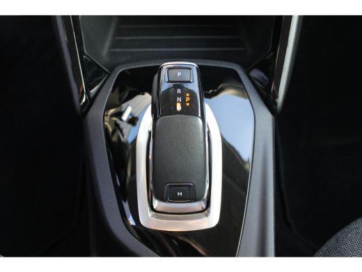 Peugeot 208 1.2 PureTech Blue Lease Active Automaat | Android Auto/Apple Carplay | Parkeersensoren | Navigati... ActivLease financial lease