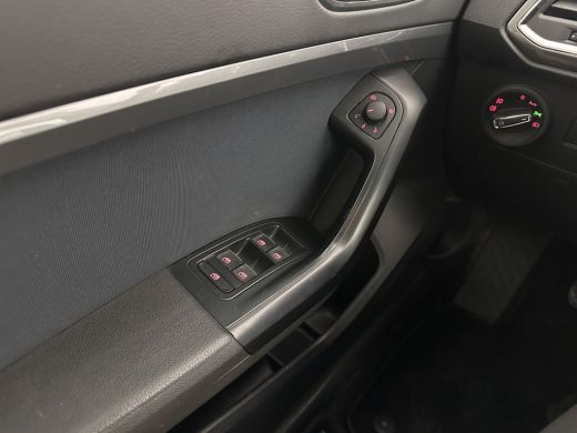 Seat Ateca 1.0 EcoTSI Style (INCL-BTW) *FULL-LED | NAVI-FULLMAP | CAMERA | DAB+ | COMFORTSEATS |  ECC | PDC ... ActivLease financial lease