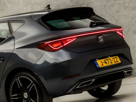 Seat Leon 1.0 TSI FR Sport (APPLE CARPLAY, GROOT NAVI, STUUR/STOELVERWARMING, CAMERA, SPORTSTOELEN, GETINT ... ActivLease financial lease