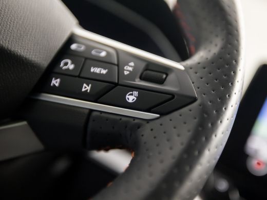 Seat Leon 1.0 TSI FR Sport (APPLE CARPLAY, GROOT NAVI, STUUR/STOELVERWARMING, CAMERA, SPORTSTOELEN, GETINT ... ActivLease financial lease