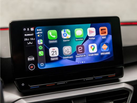 Seat Leon 1.0 TSI FR Sport (APPLE CARPLAY, GROOT NAVI, STUUR/STOELVERWARMING, CAMERA, SPORTSTOELEN, GETINT ... ActivLease financial lease