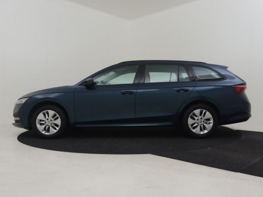 Skoda Octavia Combi 1.0 e-TSI Business Edition 110pk DSG/AUTO | Trekhaak | Navigatie | Stuur+stoelverwarming | ... ActivLease financial lease