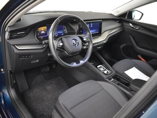 Skoda Octavia Combi 1.0 e-TSI Business Edition 110pk DSG/AUTO | Trekhaak | Navigatie | Stuur+stoelverwarming | ... ActivLease financial lease