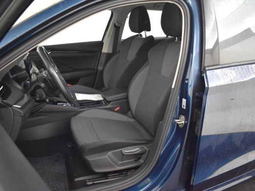 Skoda Octavia Combi 1.0 e-TSI Business Edition 110pk DSG/AUTO | Trekhaak | Navigatie | Stuur+stoelverwarming | ... ActivLease financial lease