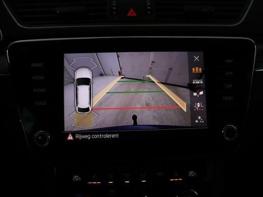 Skoda Superb 1.5 TSI Business Edition Plus | Trekhaak | Adaptive cruise | Achterbankverwarming | Virtual Cockp... ActivLease financial lease