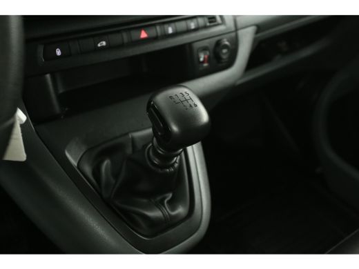 Toyota ProAce 2.0 D-4D L3H1 | Euro6 | DC | 6-Zits | 2500KG Trekgew. | 2xSchuifdeur | Airco | Cruise | Trekhaak ... ActivLease financial lease