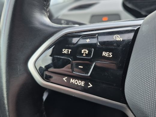 Volkswagen ID.3 First Plus 58 kWh 89% SOH | Origineel Nederlands | Trekhaak voorbereiding | Matrix LED | Stoel+St... ActivLease financial lease