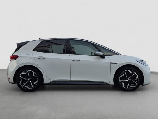 Volkswagen ID.3 First Plus 58 kWh 89% SOH | Origineel Nederlands | Trekhaak voorbereiding | Matrix LED | Stoel+St... ActivLease financial lease