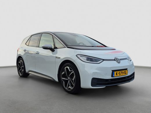 Volkswagen ID.3 First Plus 58 kWh 89% SOH | Origineel Nederlands | Trekhaak voorbereiding | Matrix LED | Stoel+St... ActivLease financial lease