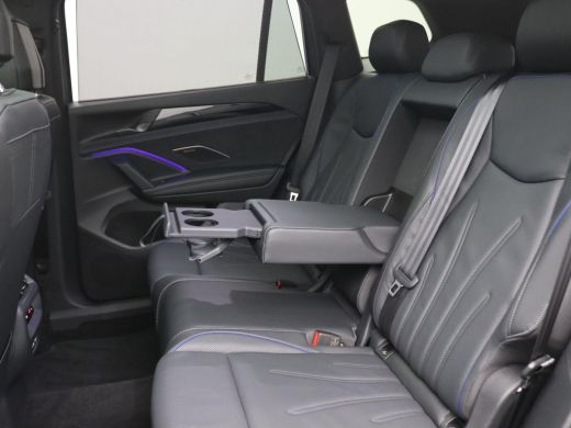 Volkswagen Tayron 1.5 eHybrid R-Line Edition 272PK DSG SOH 100%, Pano-Schuifdak, Black Style, Trekhaak, Matrix LED ... ActivLease financial lease