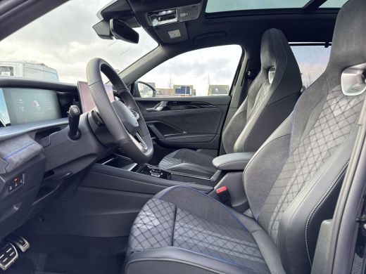 Volkswagen Tayron 1.5 eHybrid R-Line Edition | Panorama dak | Trekhaak | PHEV | ActivLease financial lease