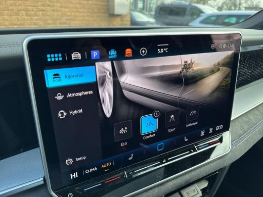 Volkswagen Tayron 1.5 eHybrid R-Line Edition | Panorama dak | Trekhaak | PHEV | ActivLease financial lease