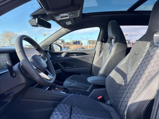 Volkswagen Tayron 1.5 eHybrid R-Line | Panorama dak | Trekhaak | PHEV | 272Pk | ActivLease financial lease