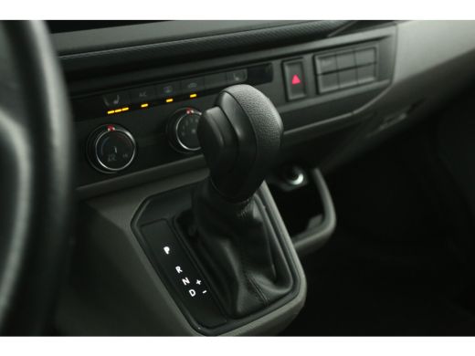 Volkswagen Transporter 2.0 TDI 150PK L2H1 | Euro6 | Aut. | Airco | Cruise | Camera | Carplay | 2xSchuifdeur | Stoelverw. ActivLease financial lease