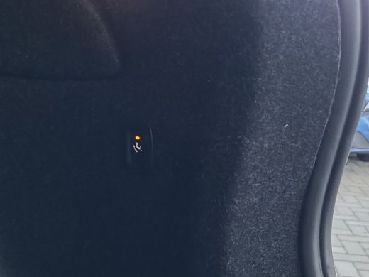 Volvo  XC40 1.5 T2 Business Pro Trekhaak Pilotassist ActivLease financial lease