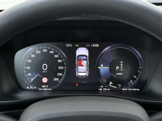 Volvo  XC40 1.5 T4 Plug-In Hybrid Core Bright | CarPlay | LED | Camera | DAB+ | 18 inch ActivLease financial lease