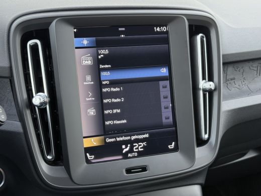 Volvo  XC40 1.5 T4 Plug-In Hybrid Core Bright | CarPlay | LED | Camera | DAB+ | 18 inch ActivLease financial lease