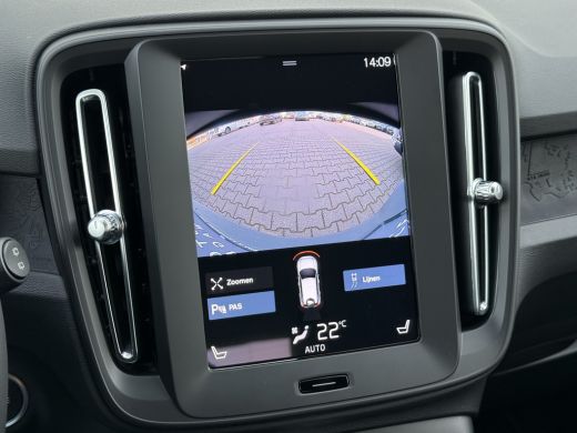 Volvo  XC40 1.5 T4 Plug-In Hybrid Core Bright | CarPlay | LED | Camera | DAB+ | 18 inch ActivLease financial lease