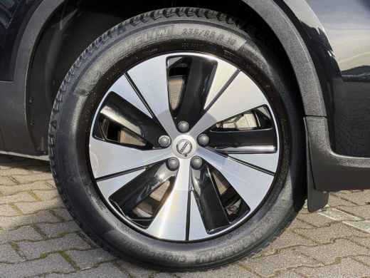 Volvo  XC40 1.5 T4 Plug-In Hybrid Core Bright | CarPlay | LED | Camera | DAB+ | 18 inch ActivLease financial lease