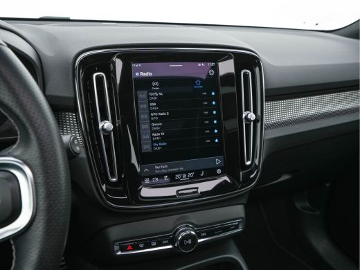 Volvo  XC40 Recharge P8 AWD R-Design [ 3-Fase ] {SOH-90%} (INCL-BTW) Aut. *PANO | LEATHER-ALCANTARA | ADAPTIV... ActivLease financial lease