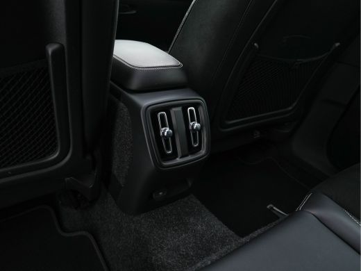 Volvo  XC40 Recharge P8 AWD R-Design [ 3-Fase ] {SOH-90%} (INCL-BTW) Aut. *PANO | LEATHER-ALCANTARA | ADAPTIV... ActivLease financial lease