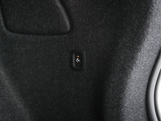 Volvo  XC40 Recharge P8 AWD R-Design [ 3-Fase ] {SOH-90%} (INCL-BTW) Aut. *PANO | LEATHER-ALCANTARA | ADAPTIV... ActivLease financial lease