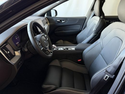 Volvo  XC60 2.0 T6 AWD PLUS BLACK EDITION NW MODEL SCHUIFDAK HARMAN KARDON LEER PHEV Plug in Hybrid ultra dar... ActivLease financial lease