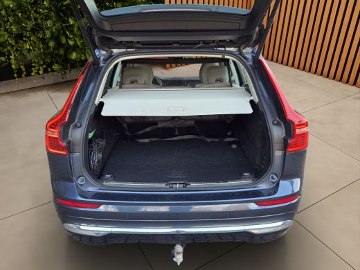 Volvo  XC60 2.0 T6 Plug-in hybrid AWD Inscription | 1e Eigenaar | Trekhaak | Camera | Panoramadak | Memory | ... ActivLease financial lease