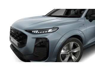 Audi Q3 S edition | 3-zone airconditioning | Adaptive cruise control | Audi sound system