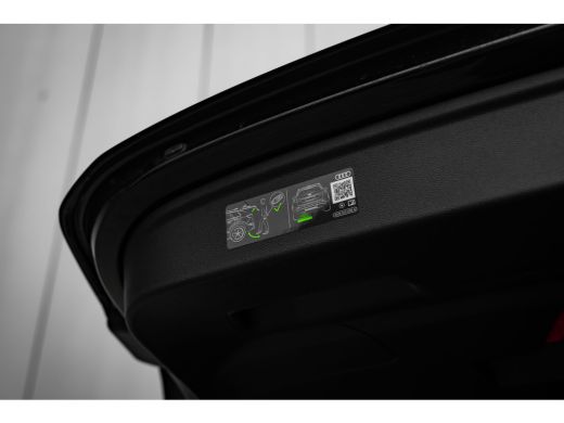 Audi A3 Sportback 40TFSI e Advanced edition 204PK | elektr. Verstelbare Voorstoelen | Comfort Pakket | Pr... ActivLease financial lease