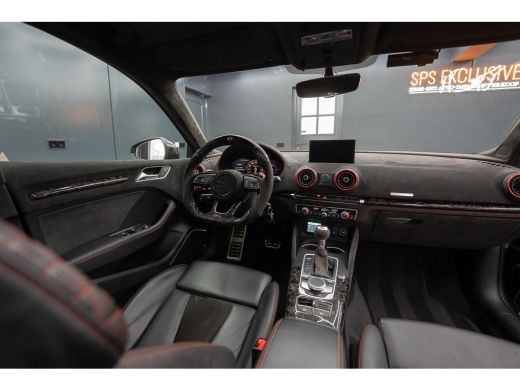 Audi RS3 Limousine 2.5 TFSI RS 3 quattro Widebody / TTE700 / Full PPF / B&O / Pano / IPE Titanium uitlaat ... ActivLease financial lease