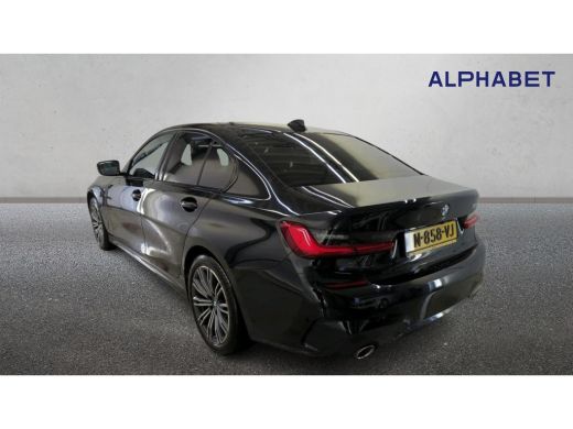 BMW 3 Serie 320e Aut. Business Ed. Plus | Leder | Camera | Car Play | ActivLease financial lease