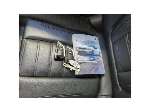 BMW 3 Serie 320e Aut. Business Ed. Plus | Leder | Camera | Car Play | ActivLease financial lease