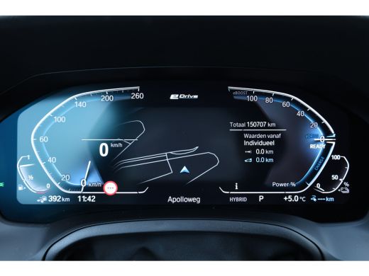 BMW 3 Serie Touring 330e Business Edition Plus Individual / Leder / LED / ActivLease financial lease